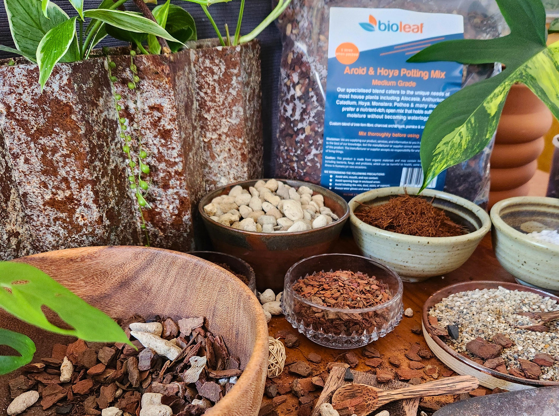 front-view-of-mixes-and-substrates