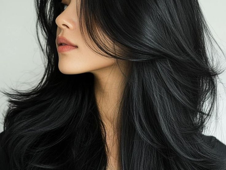 From Layer Cuts to Curtain Bangs: Exploring the Personalized World of At-Home Haircut Services