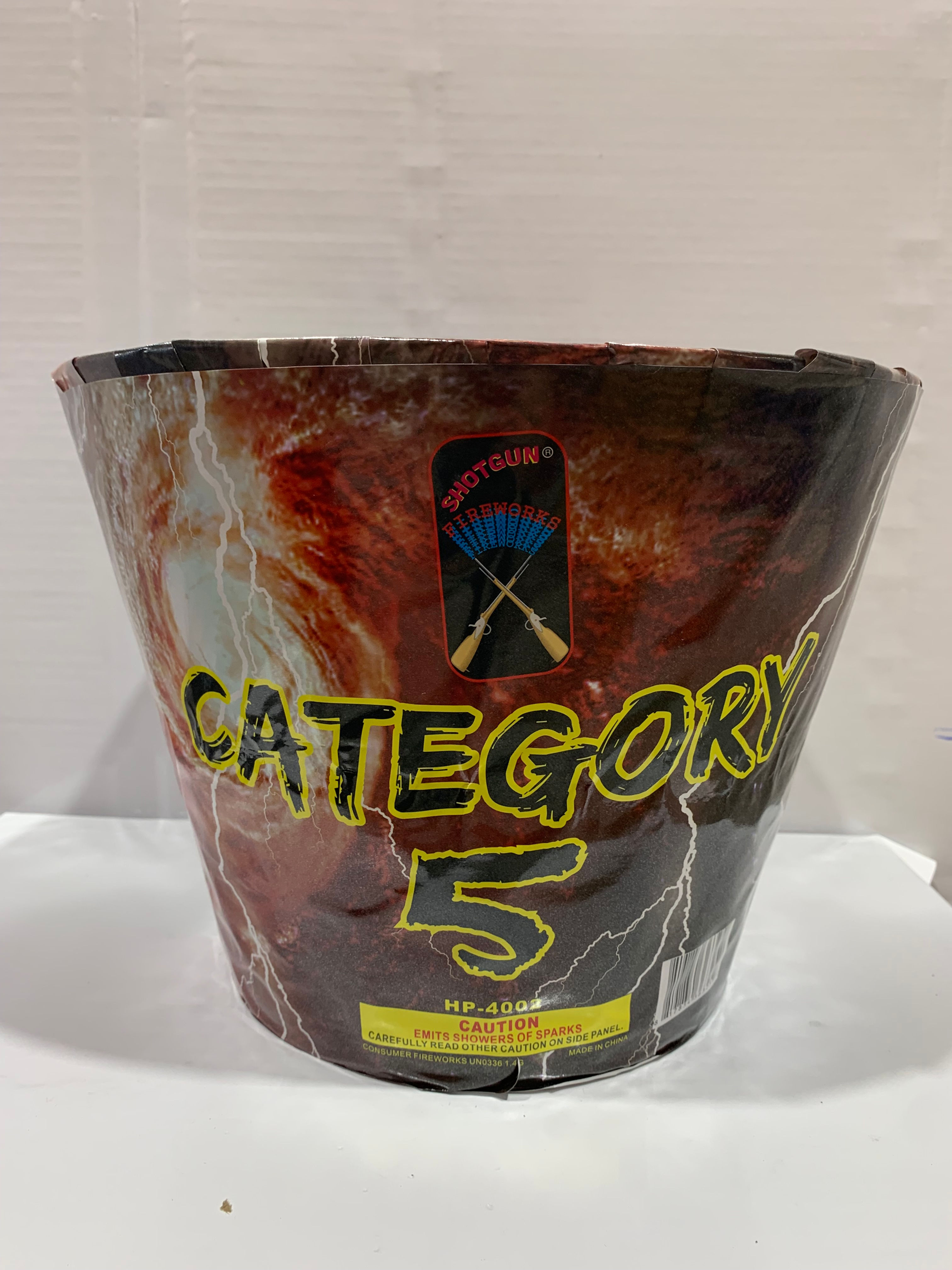 Category 5 500 gm Massive Fountain