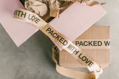 Making Small Business Shipping Cheaper in the Holidays (and Beyond!)