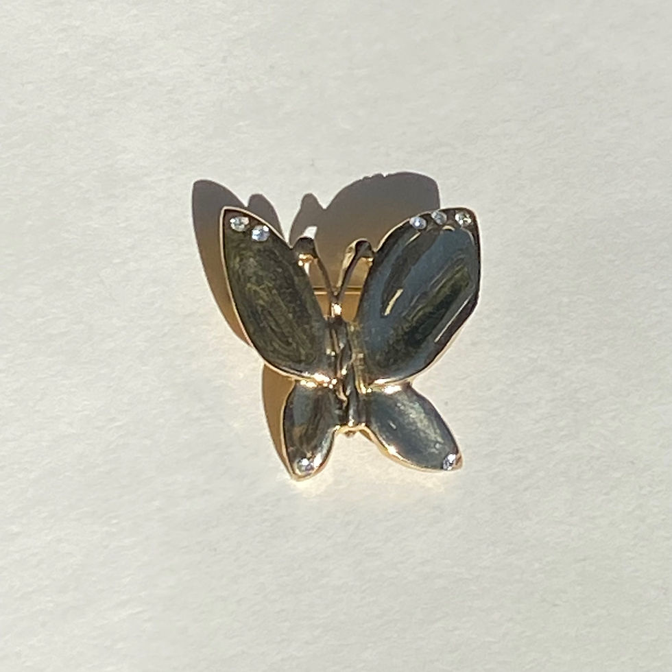 סיכת דש פרפר מוזהב וינטג׳