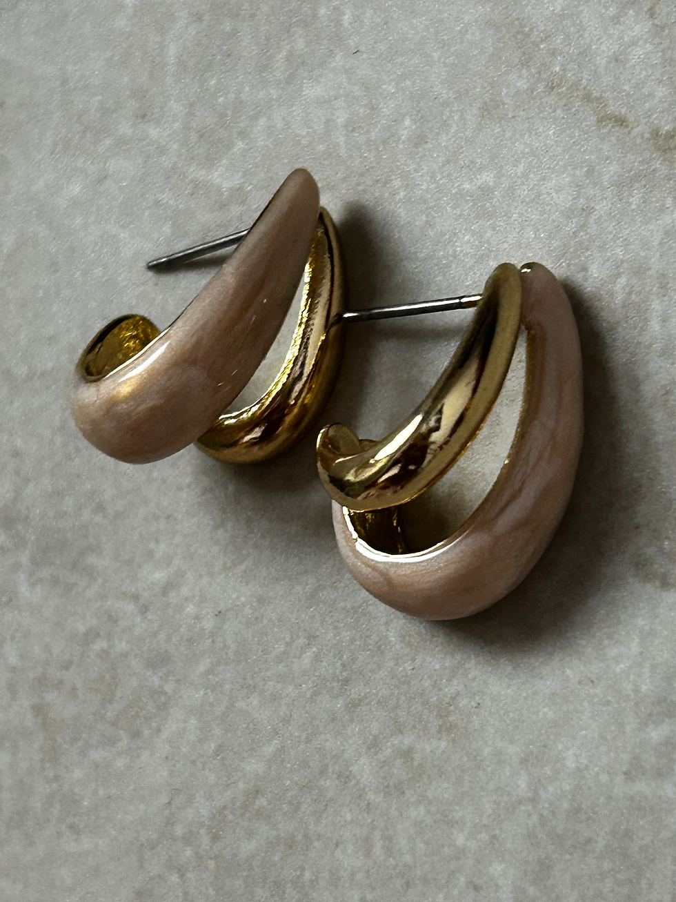 עגילי אמייל ורוד פודרה בהירה 