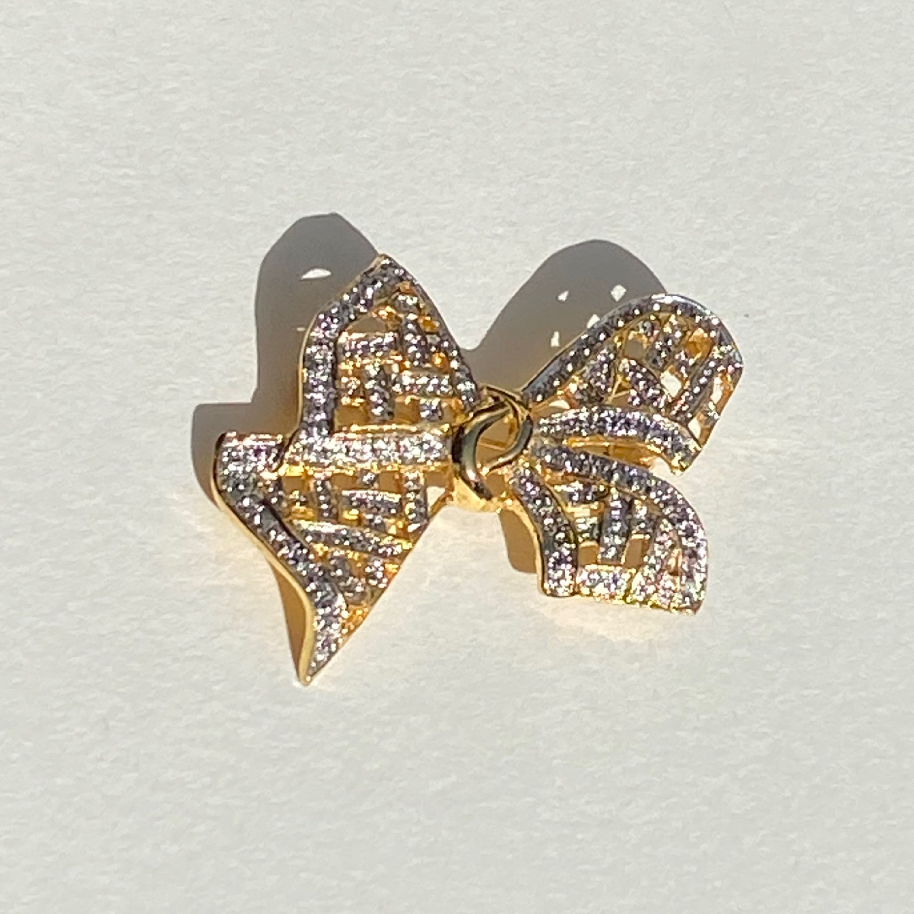 סיכת דש פפיון מוכסף-מוזהב וינטג׳