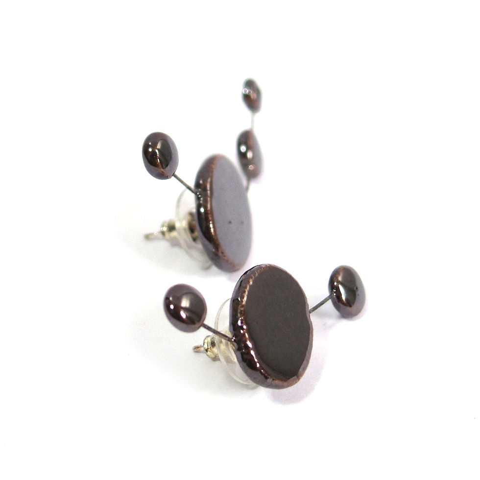 サムネイル： 陶器スタッドピアス【Costellazioni1-ブラウン】Lidia Mari