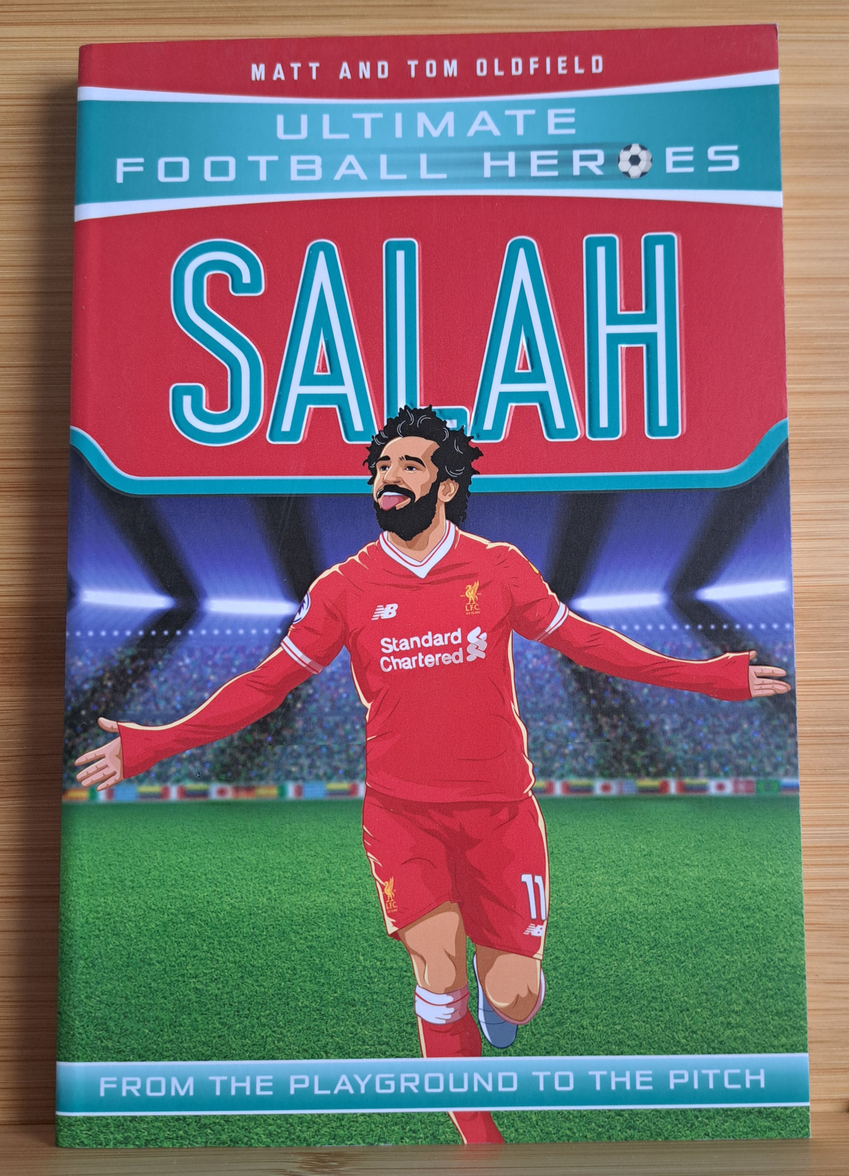 Ultimate Football Heroes: Salah by Matt and Tom Oldfield