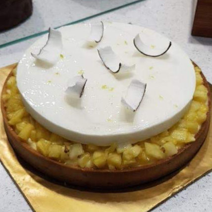 Coconut daqoise, marinated mango and pineapple, short crust pastry