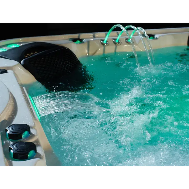 Thumbnail: Kingston GL 7-Person 53-Jet Hot Tub