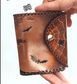 cartera de cuero Tim Burton