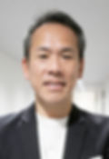 安井映彦氏_RGB.jpg