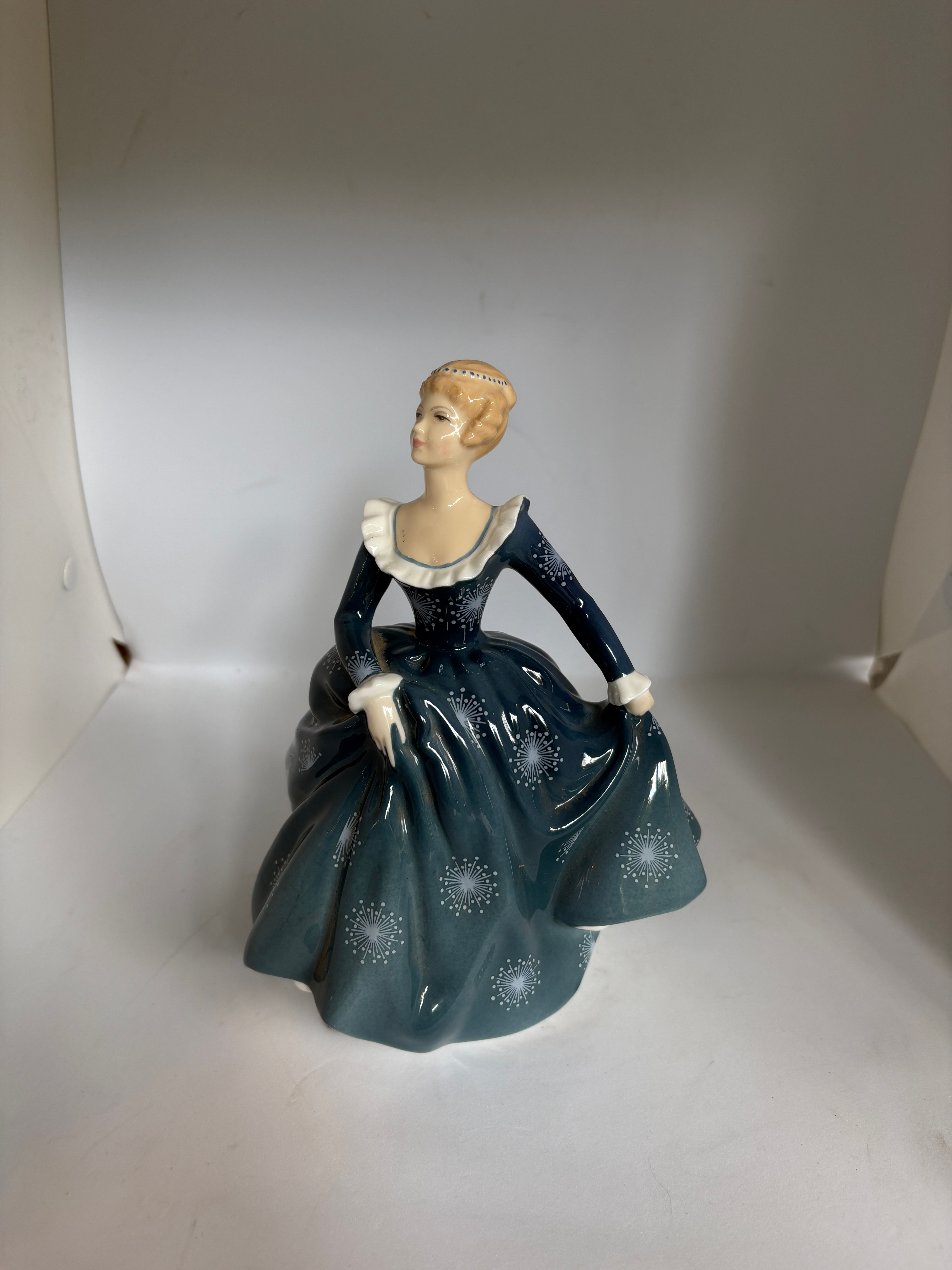 פיגורינת פורצלן