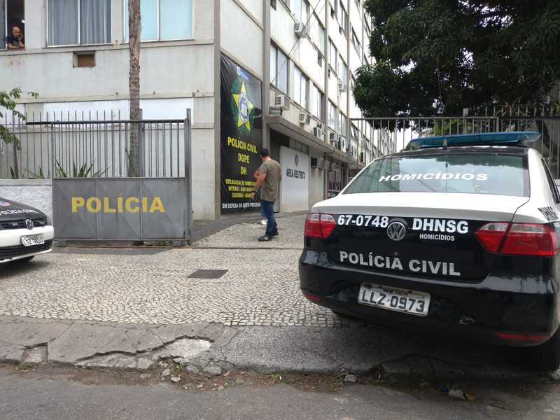 SG: Polícia apura morte de idoso esfaqueado no pescoço