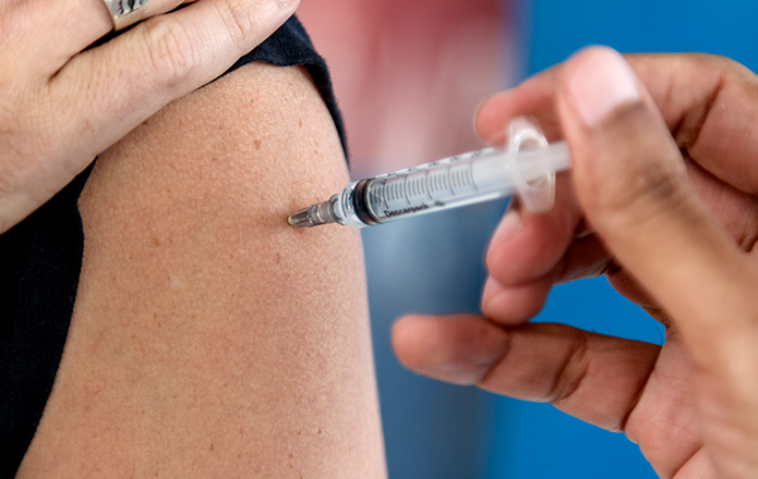 SG faz parceria com Uber para vacinar moradores