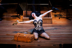Victorian_Opera_2015_-_Die_Sieben_Todsunden_(HR)_©_Charlie_Kinross_(40)