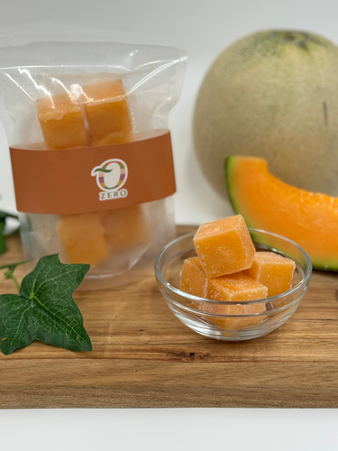 冷凍フルーツcubeの赤肉メロン「なまけものcube®」 ：「なまけものcube