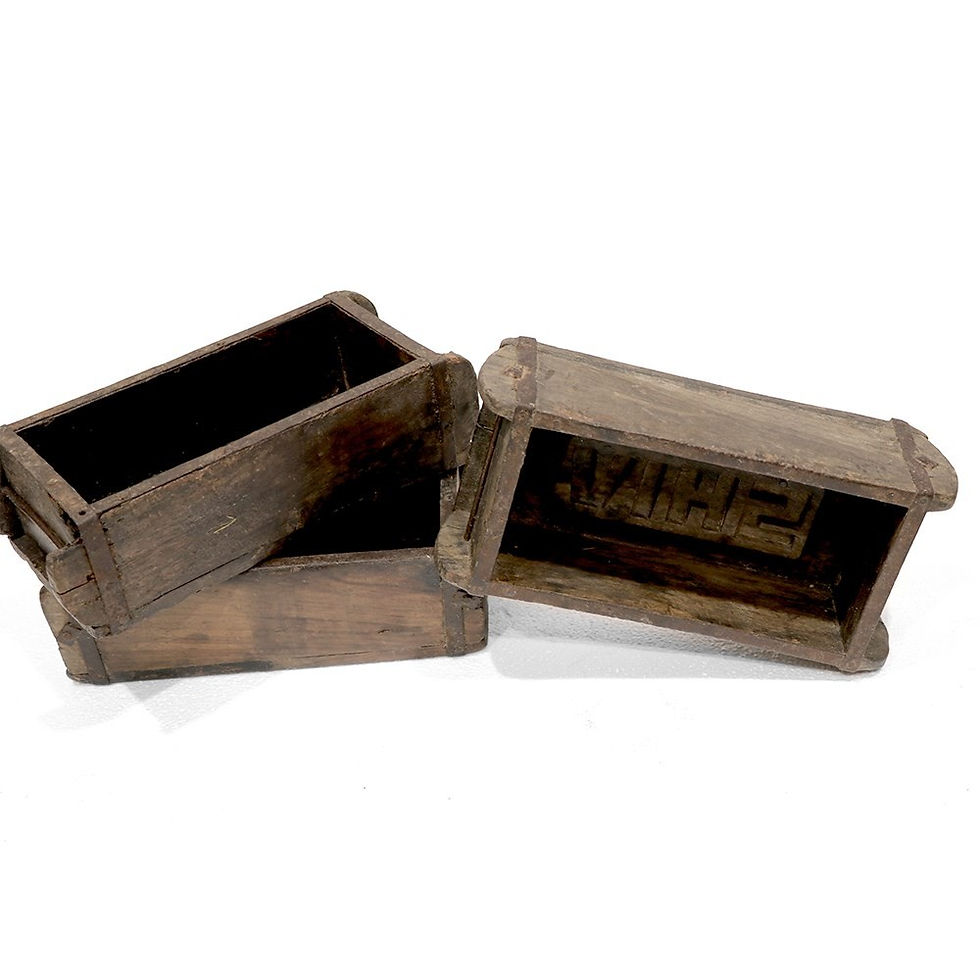 Thumbnail: Original Brick Mould