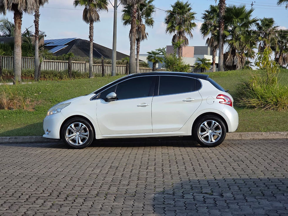 Miniatura: PEUGEOT/ 208 GRIFFE