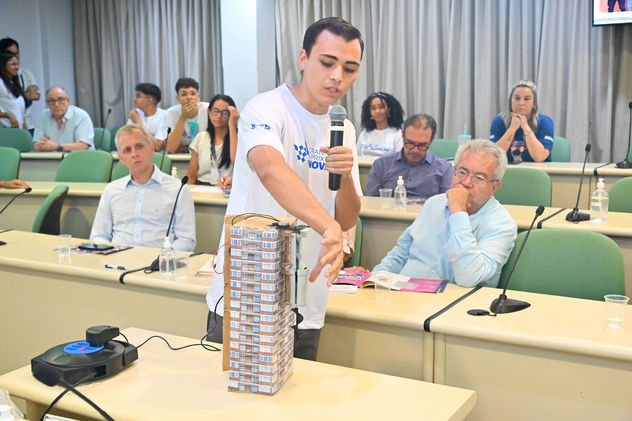 INDÚSTRIA DA CONSTRUÇÃO CIC-Fieg discute ações para fortalecimento do setor