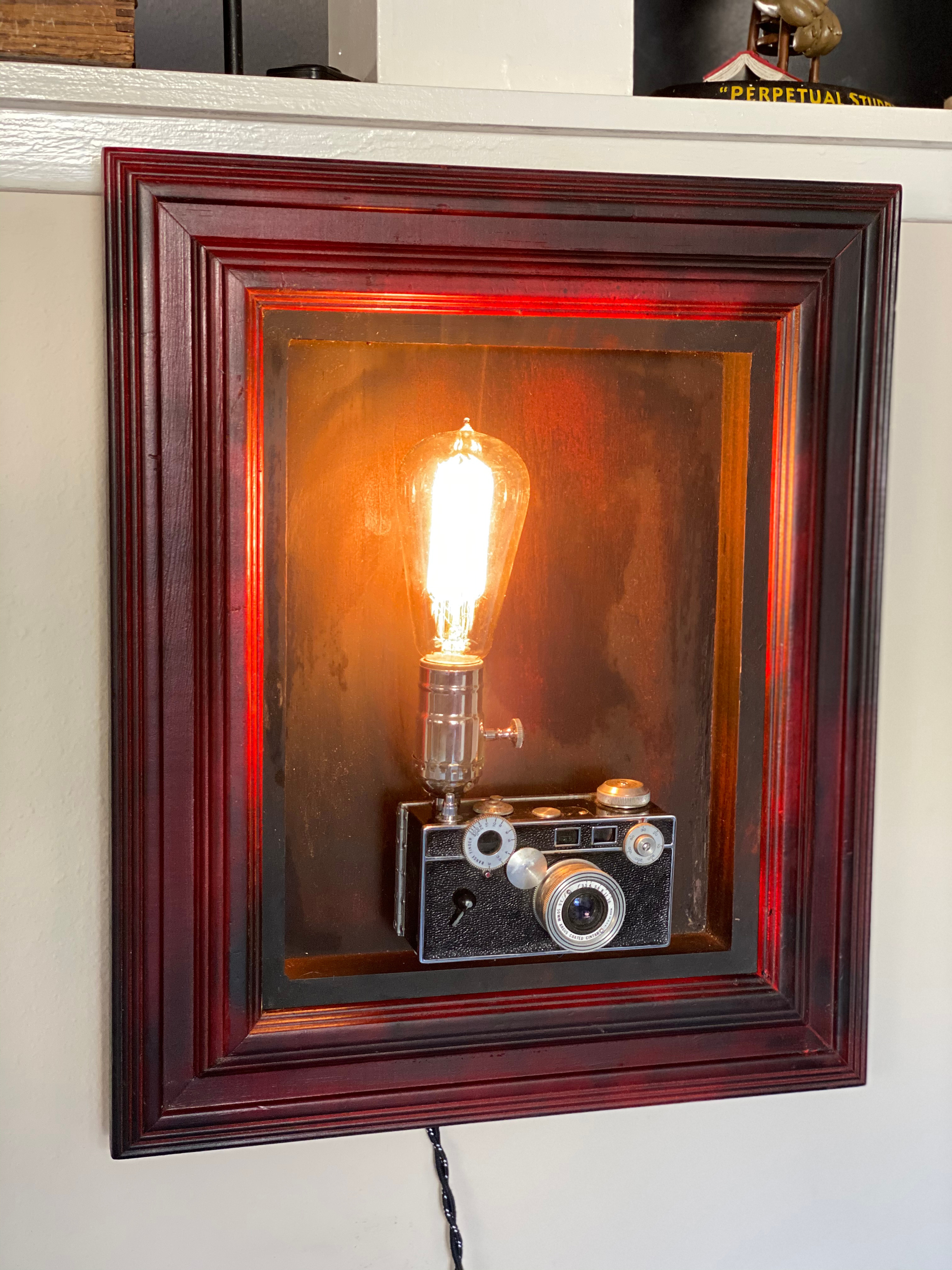 Framed Argus C3 Camera Lamp