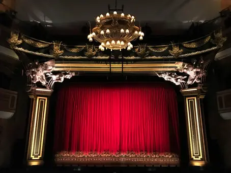 De 10 beste musicals op West End die jij gezien moet hebben in 2026