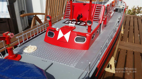 20180502_130124-Feuerloeschboot DUESSELDORF-20180502-2.jpg