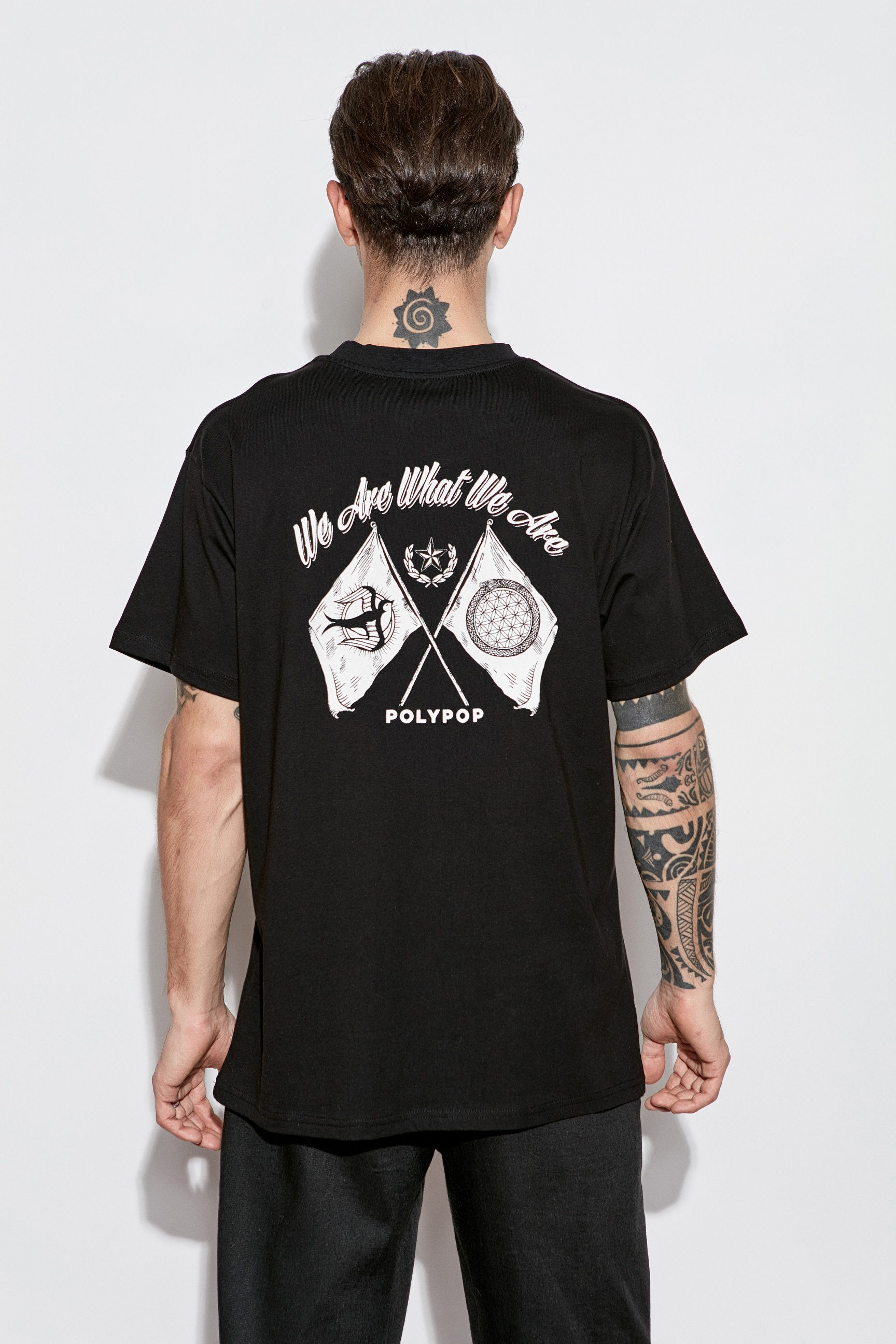 "We Are What We Are" T-Shirt Siyah