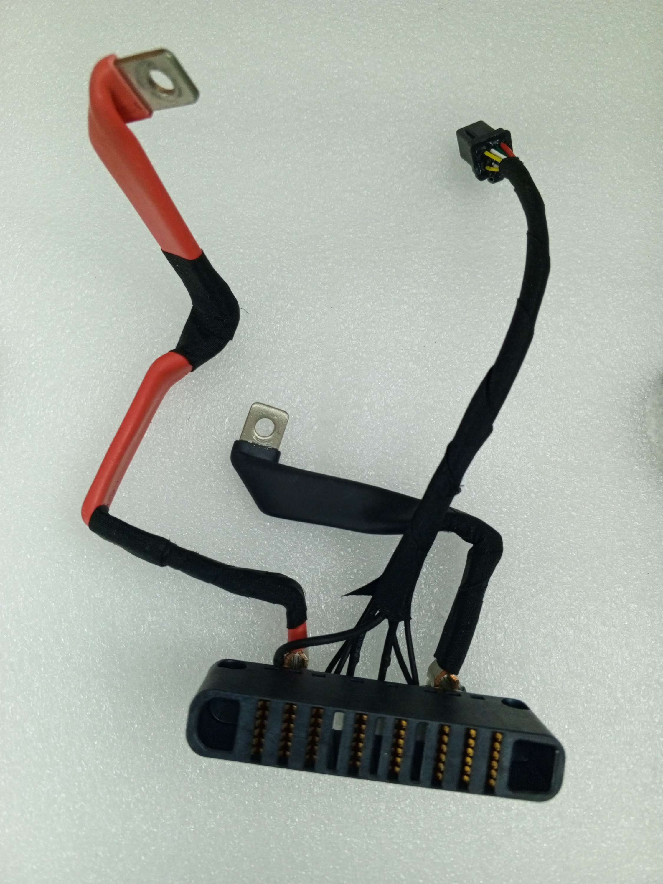 CH_Battery tial plug B13960s