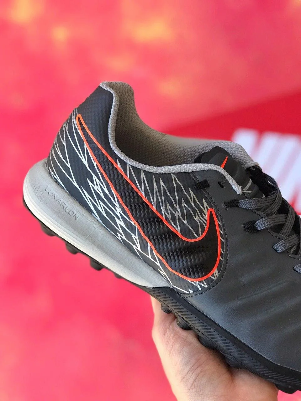 Прев'ю: Сороконожки Nike Tiempo Victory Pack TF / многошиповки найк