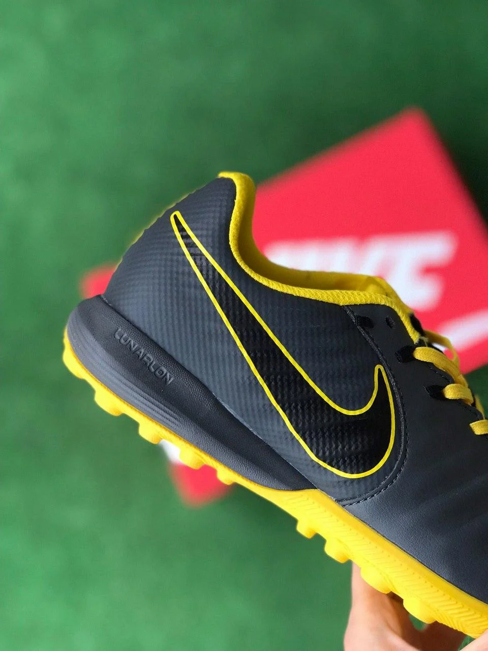 Прев'ю: Сороконожки Nike Tiempo Ligera IV TF / многошиповки найк
