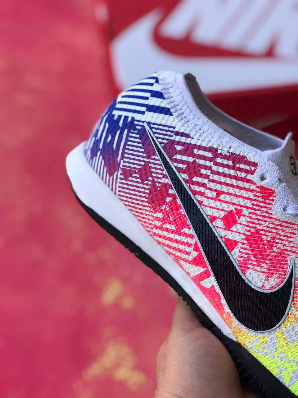 Миниатюра: Футзалки Nike Mercurial Vapor 13 Academy Neymar Jr. MG / Бутсы найк меркуриал / Футбольная обувь / залки найк