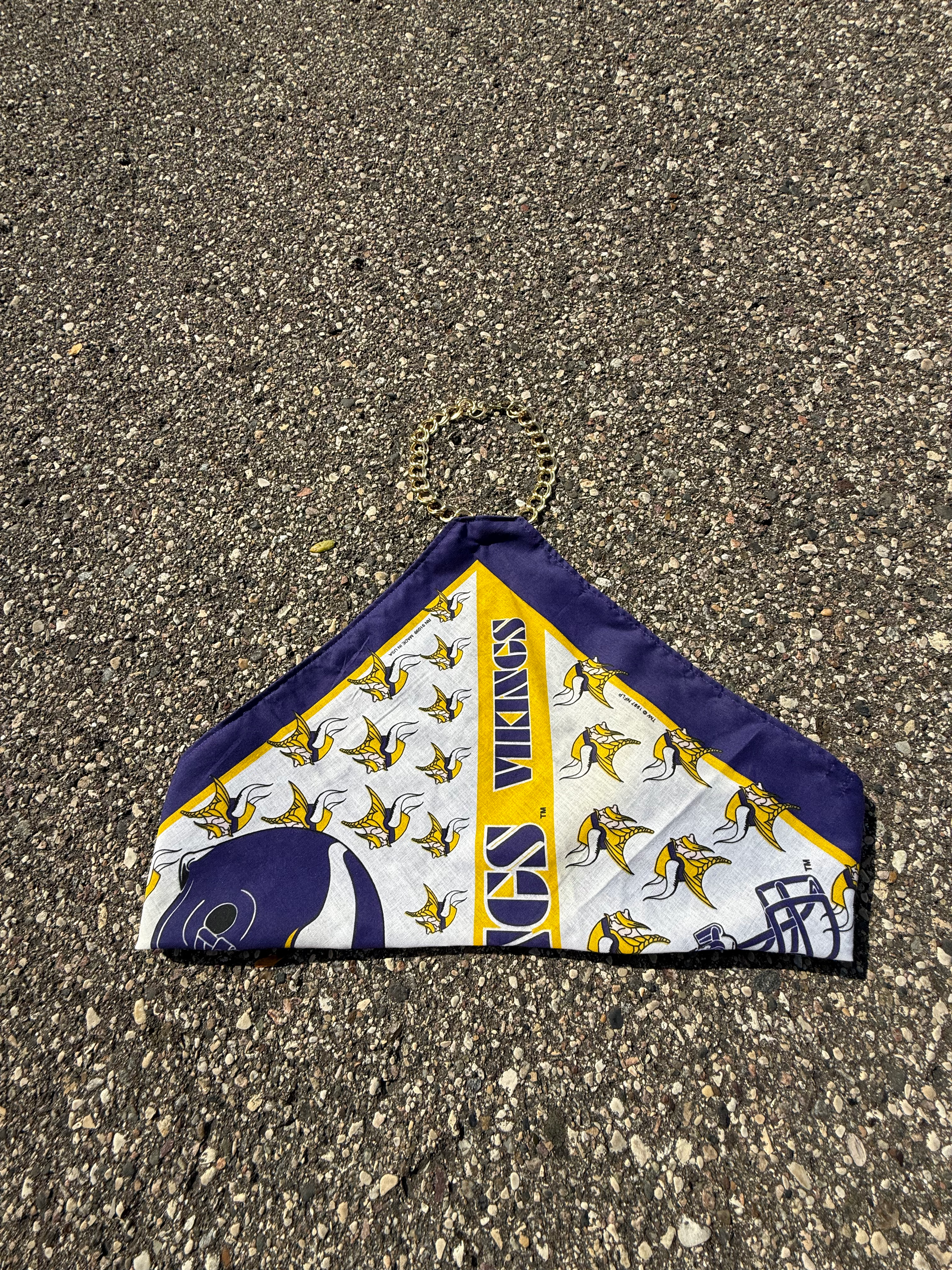 Chain Link Hankerchief