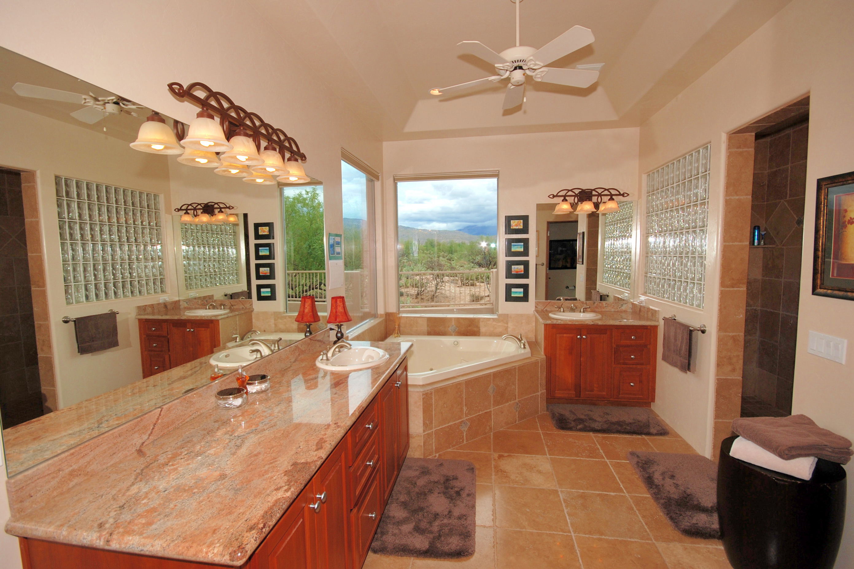 Master Bathroom in Tucson, AZ