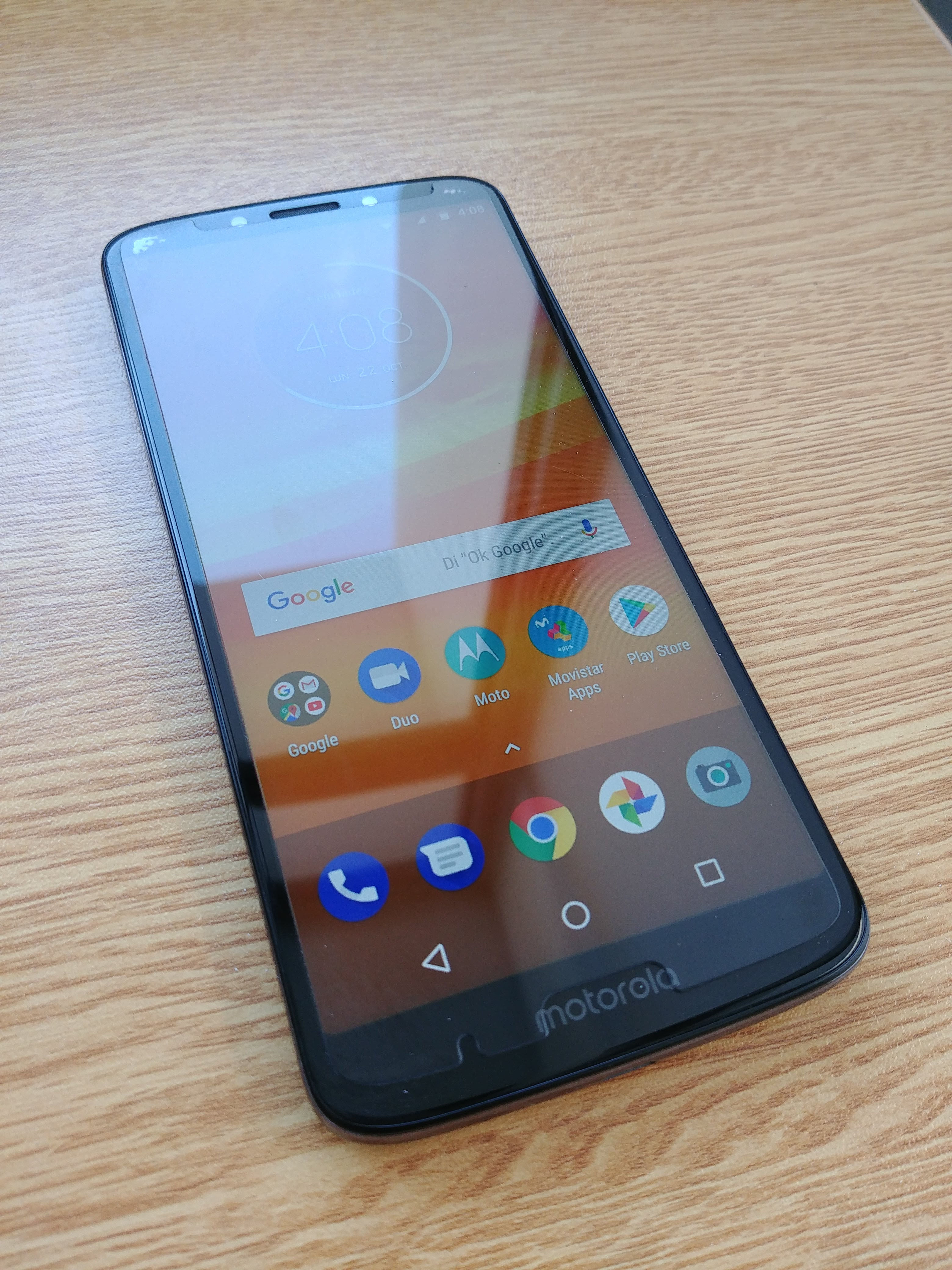 Motorola Moto E5 Plus - 16GB - Gris