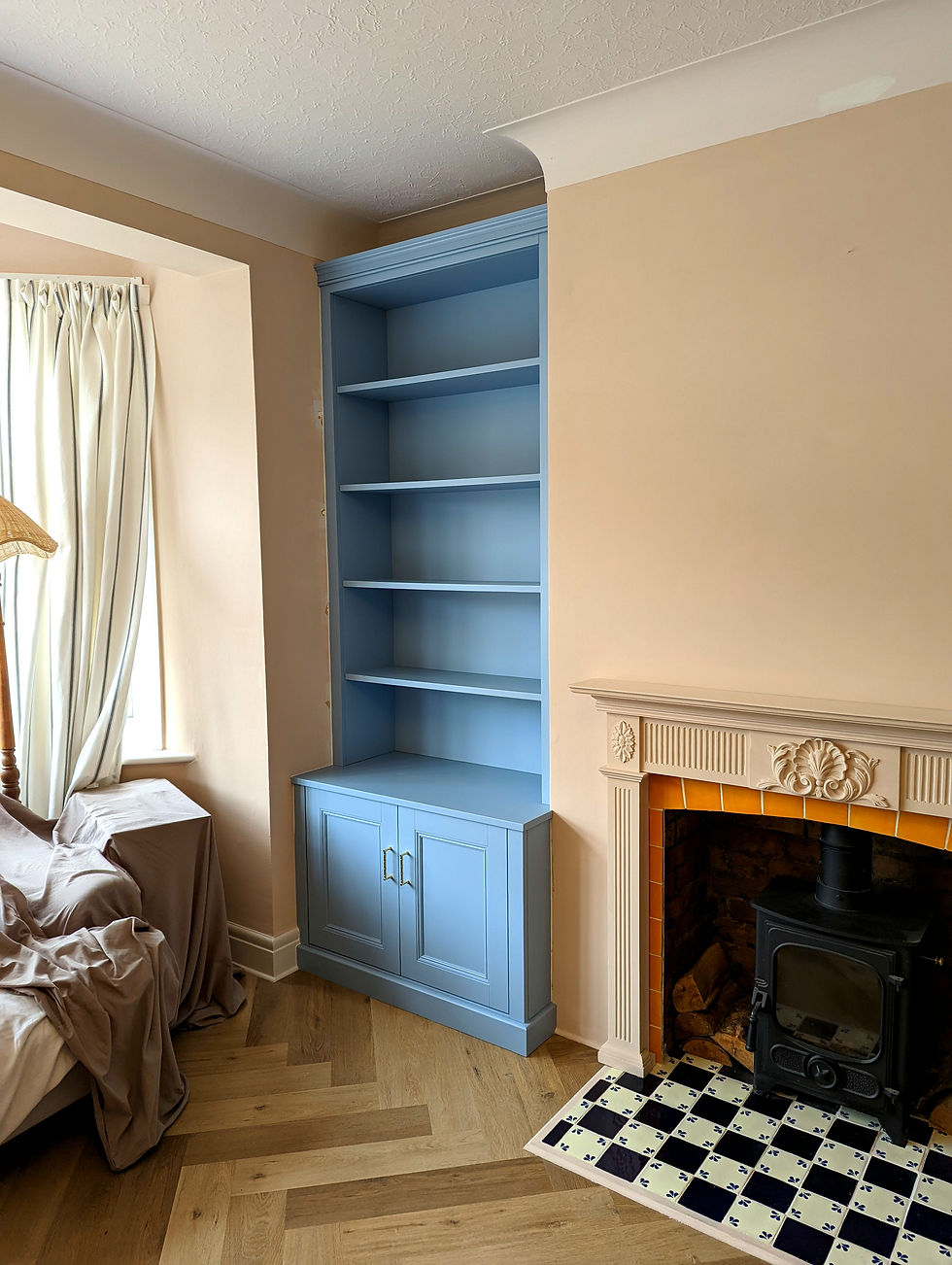 Thumbnail: Alcove cabinets