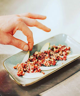 Tartare Holstein et Noisettes.jpg