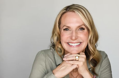 e8de28_4de9e697518f4f93950c1aa2bbb873d9~mv2_edited.jpg