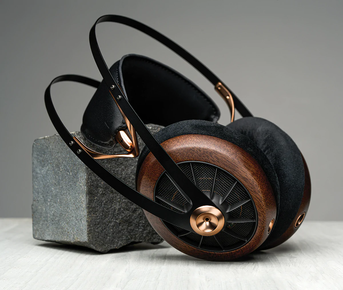 Meze 109 Pro