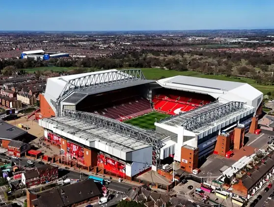 Liverpool’a Küresel Devlerin Yatırım Hamlesi