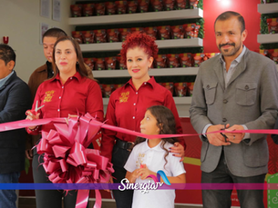 Tradición que emprende: inauguran fábrica de mole en Almoloya de Alquisiras