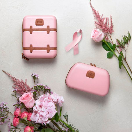 Think Pink! Qatar Airways launches pink limited edition luxury amenity kits