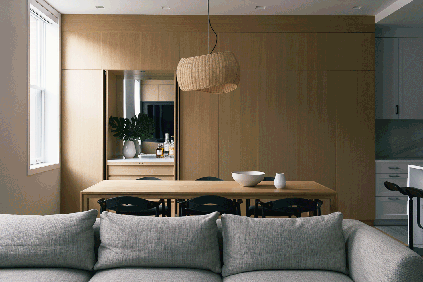 230E18th_BarCabinet-ga-lighten.gif