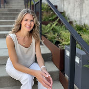Cat Dillon-Holistic Nutritionist and behavior professional.