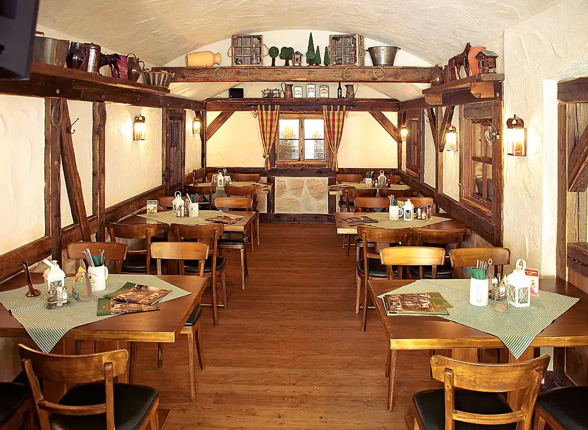 Uriger Gastraum in der Kutscherschänke Dresden