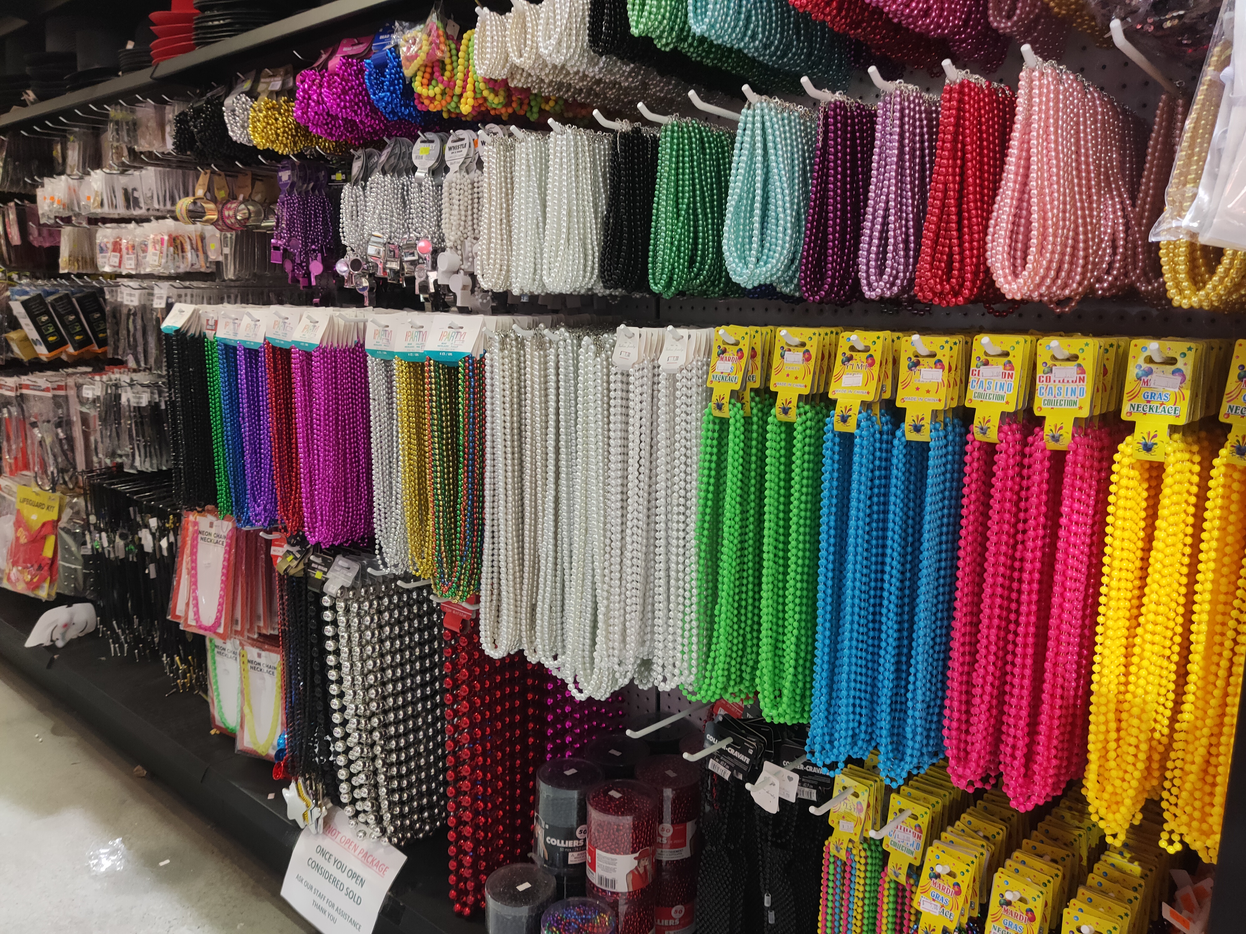 Accessories - Bead/Pearl Necklace & Bracelets