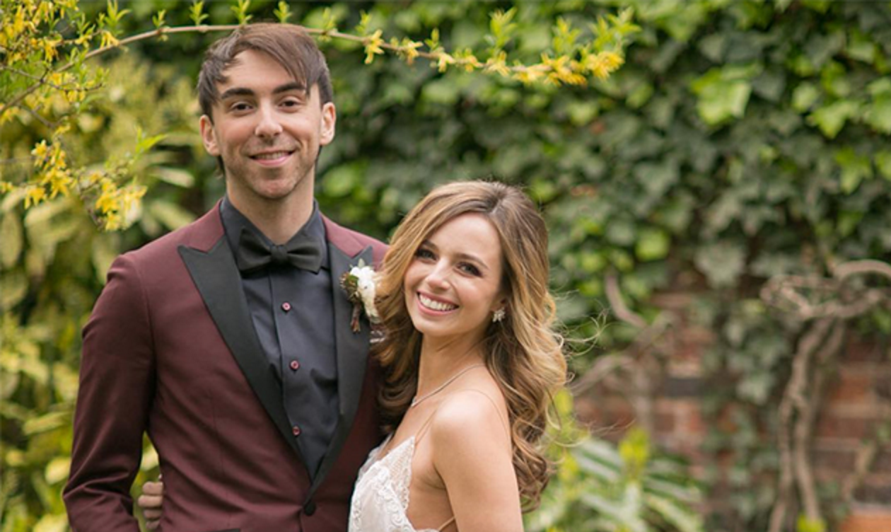 All Time Low’s Alex Gaskarth marries highschool sweetheart Lisa Ruocco - Music Mayhem