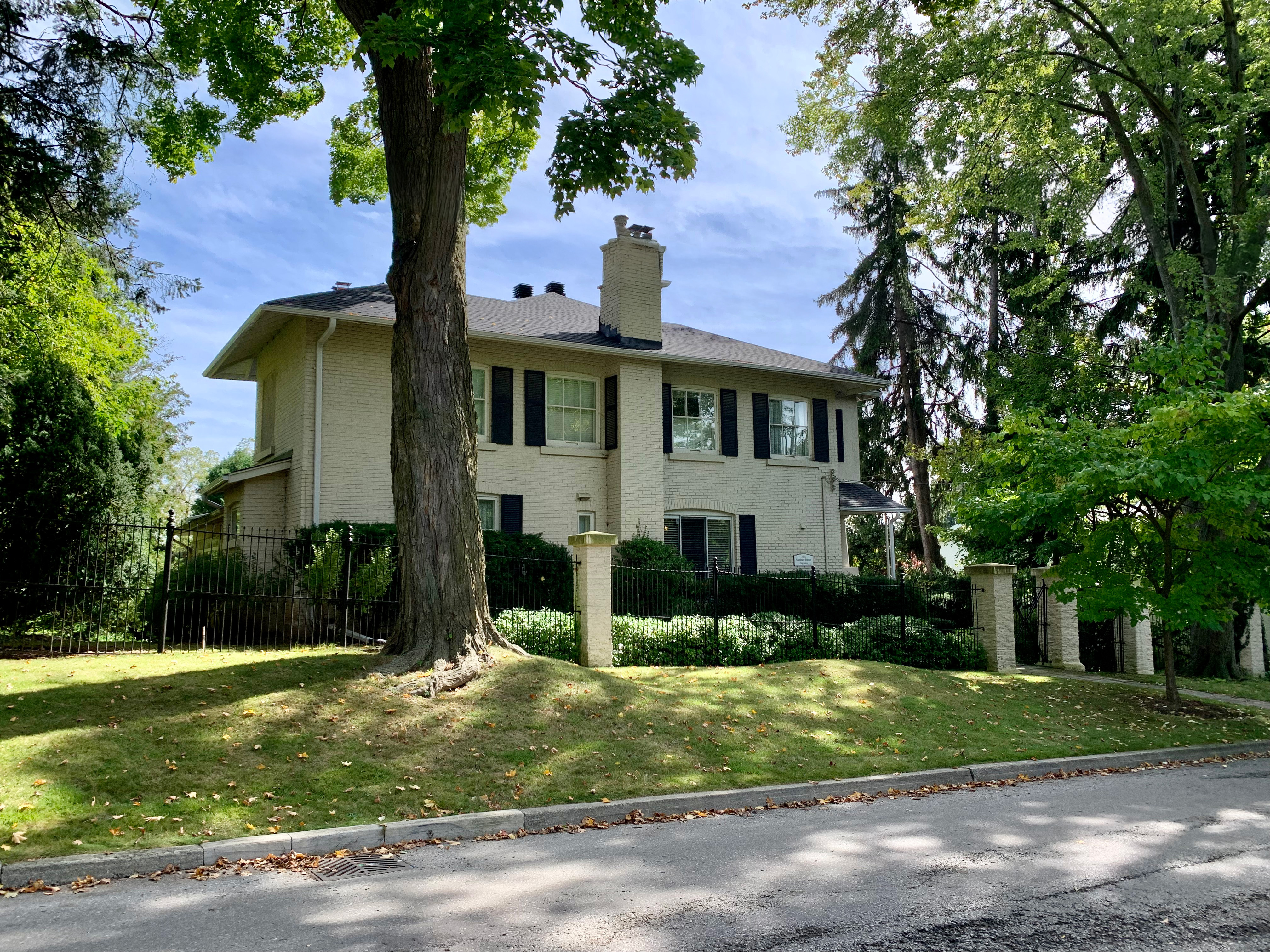 heritage home in Oakville