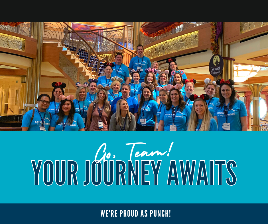 A photo of accredited Gateway Travel agents.