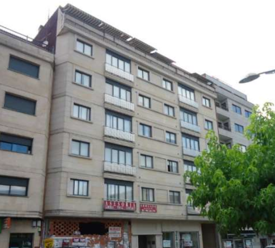 PISO CÉNTRICO, AMPLIO Y CON VISTAS