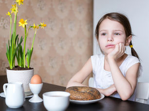 ¿Por qué mi hijo demora en comer?: Cuando la hora de comer se convierte en una batalla