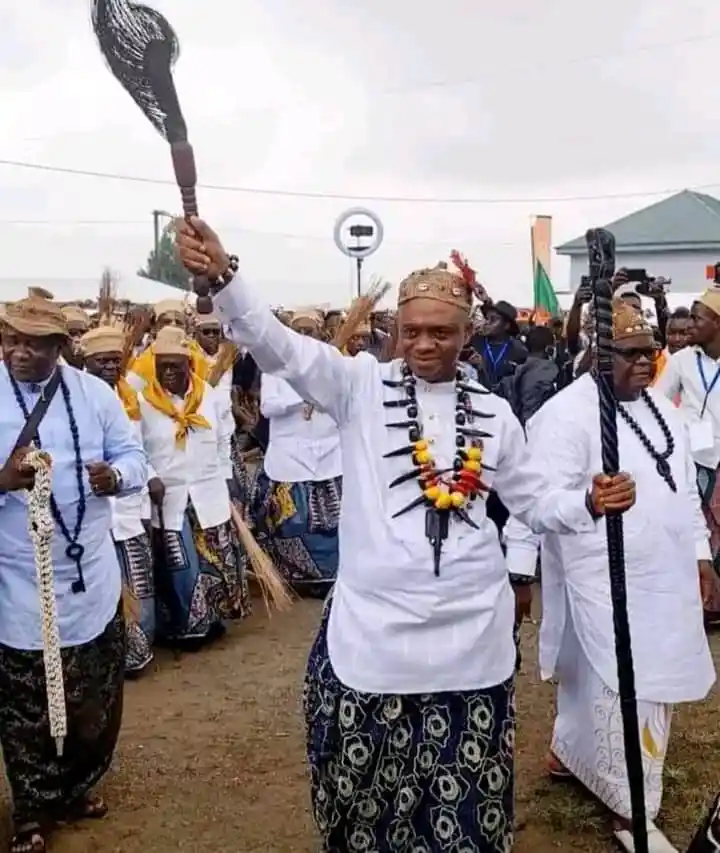 Bakweri Men wearing the Sanja