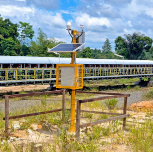 Instalasi AQMS dan AWLR di Kutai Barat, Kalimantan Timur